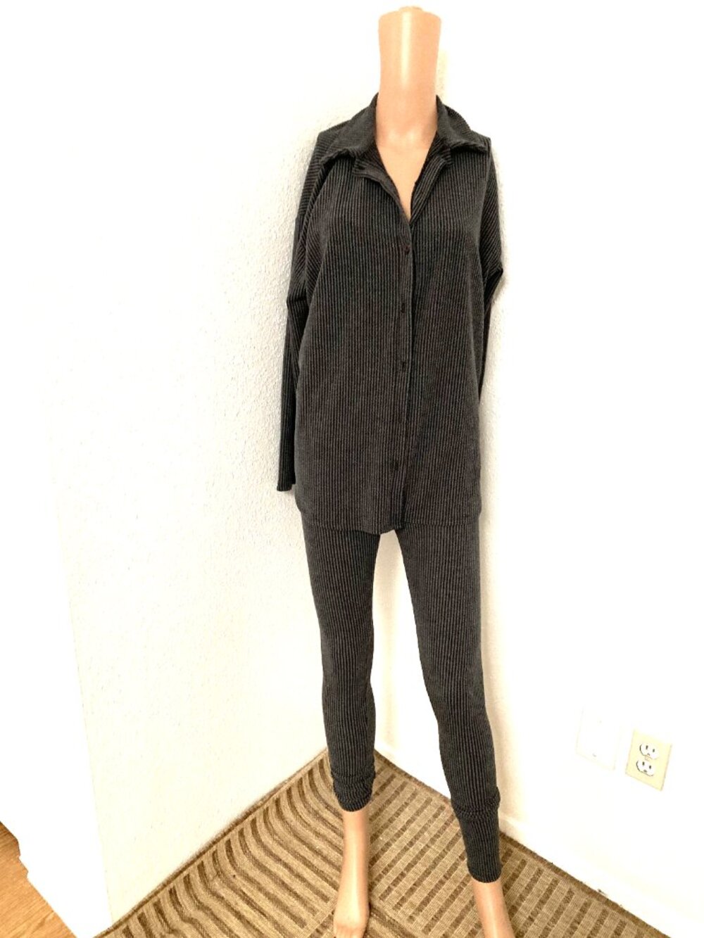 Fashion Nova Women’s S Charcoal Ribbed 2pc Leggings Set Solid Casual
